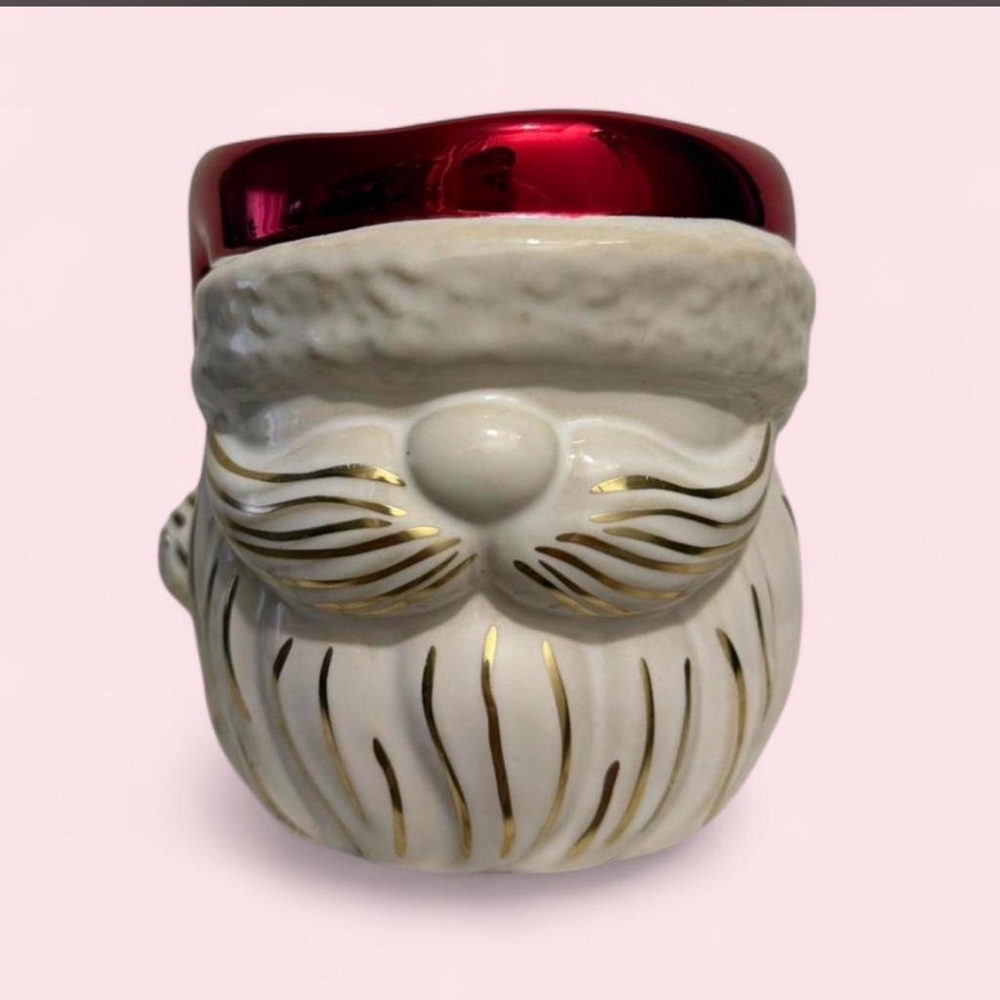 Bath & Body Works Santa Ceramic 3 Wick Pedestal
Candle Holder